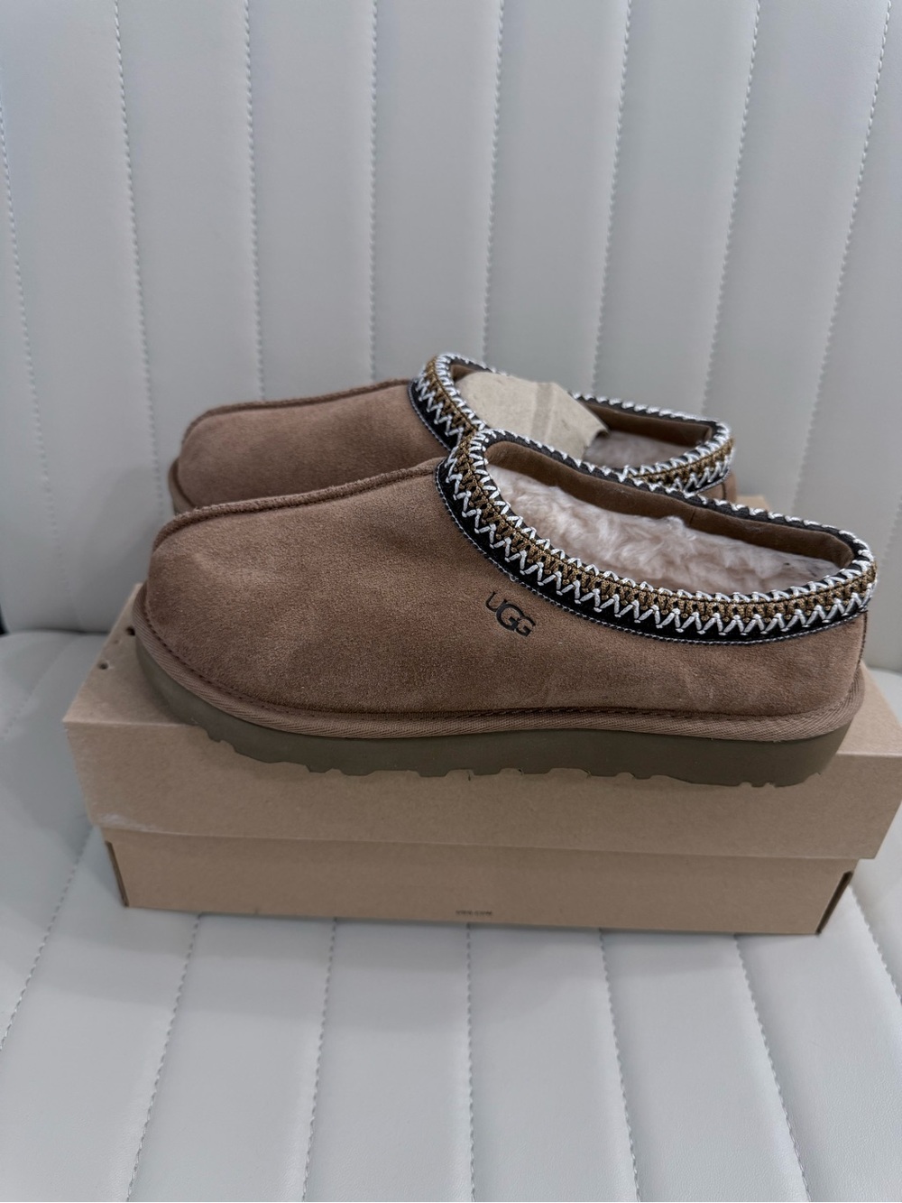 Ugg Tasman chestnut size 8W